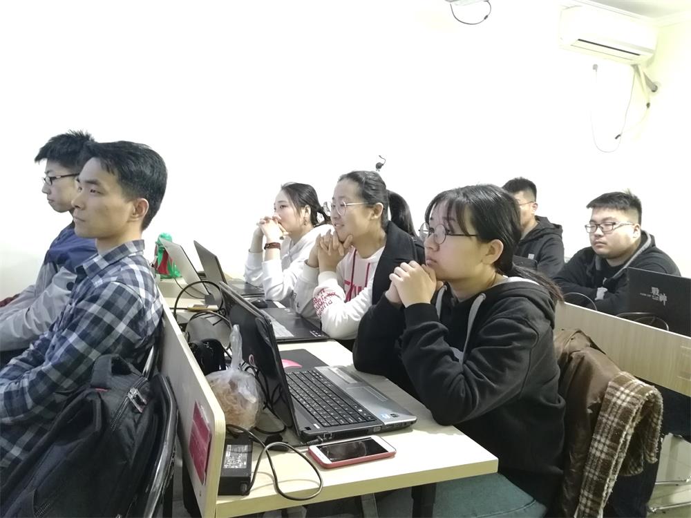 青岛IT培训机构--中享思途